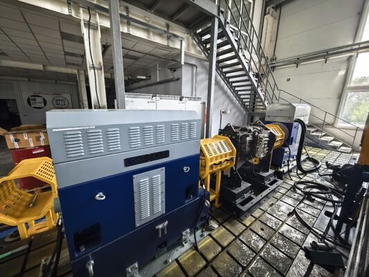 SSCD500-1500/3800 ৫০০ কিলোওয়াট ৩১৮৩ Nm ট্রান্সমিশন টাইপ ডায়নামোমিটার টেস্ট বেঞ্চ সিস্টেম